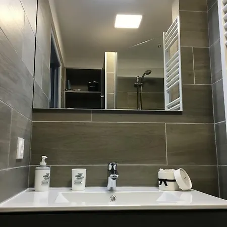 Le Belouga * ポミシェ